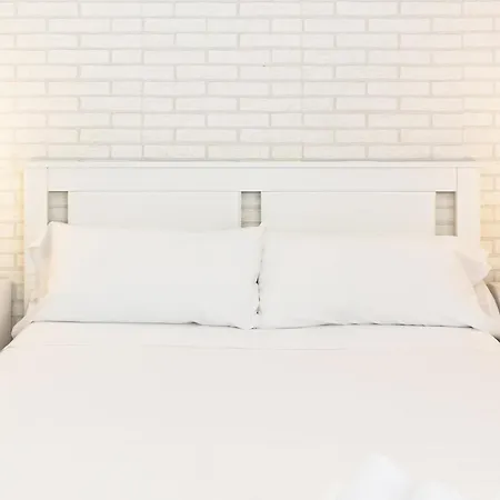 Apartamento Guestready - Beachside With Pool